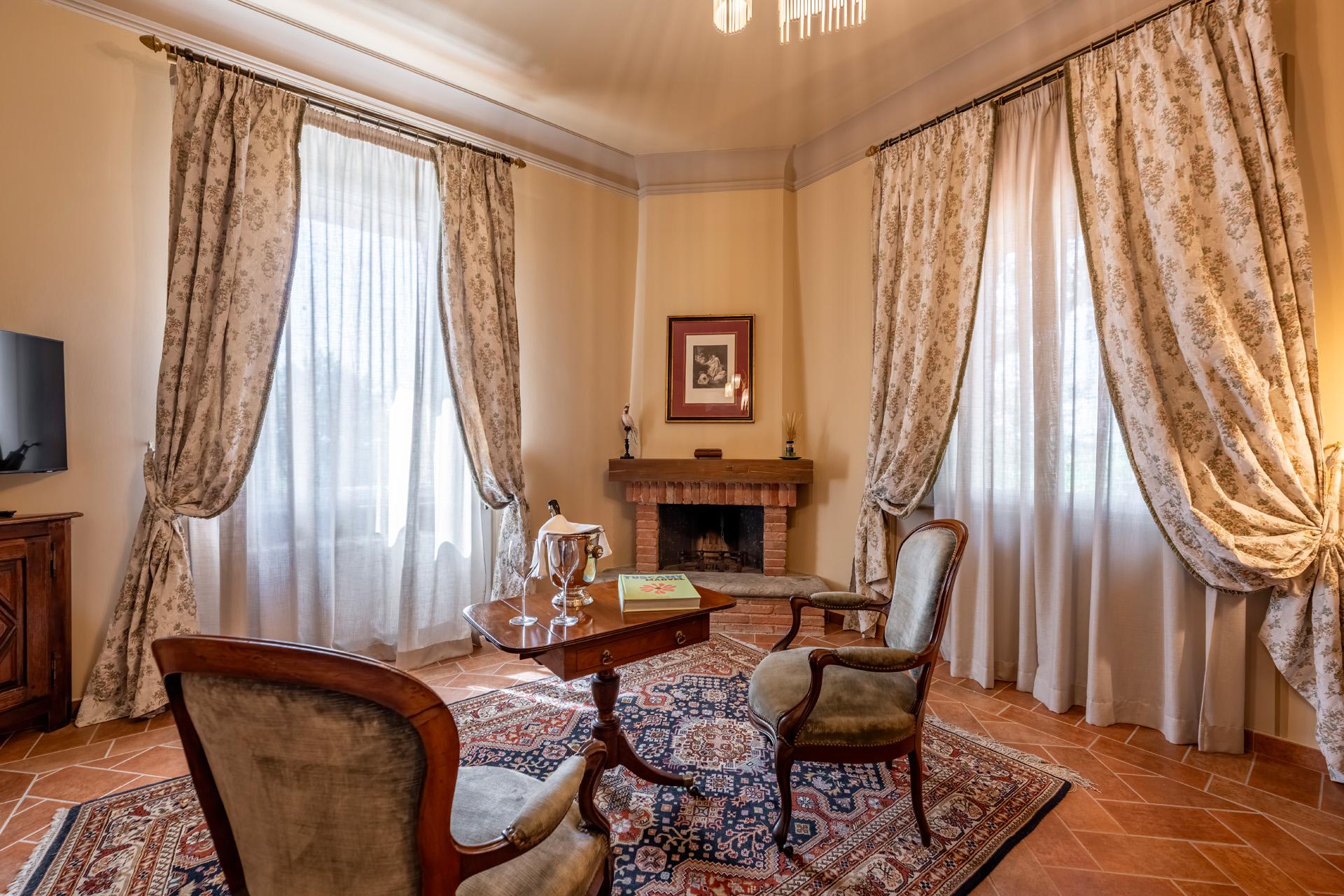 One bedroom Suite | Elegant Suite at La Scuderia of Villa Valentini Bonaparte