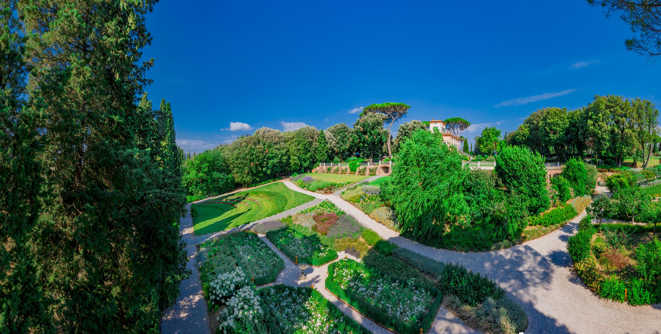 The gardens of the Villa between Tuscany & Umbria, Castiglion del Lago