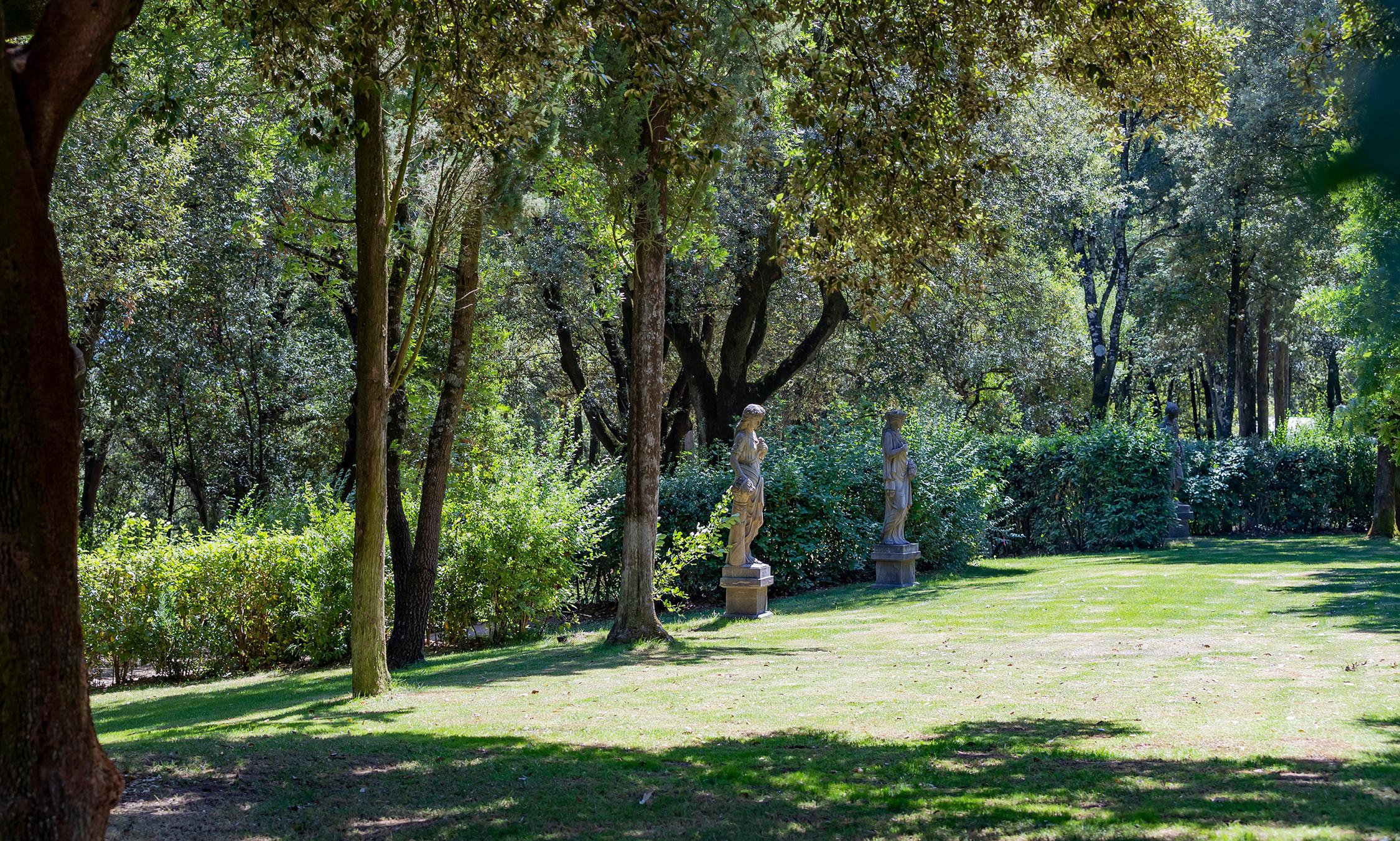 The gardens of the Villa between Tuscany & Umbria, Castiglion del Lago