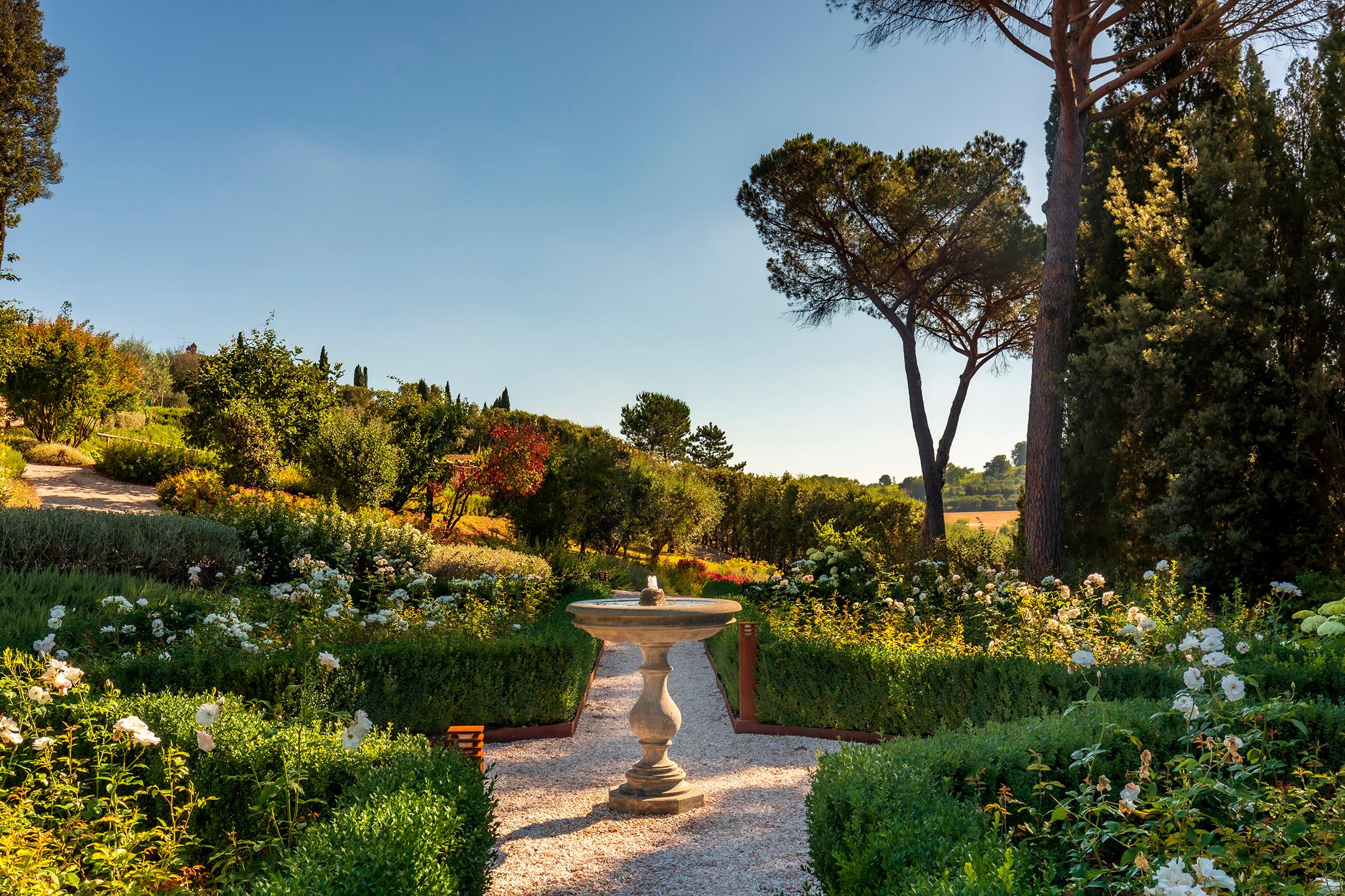 The gardens of the Villa between Tuscany & Umbria, Castiglion del Lago