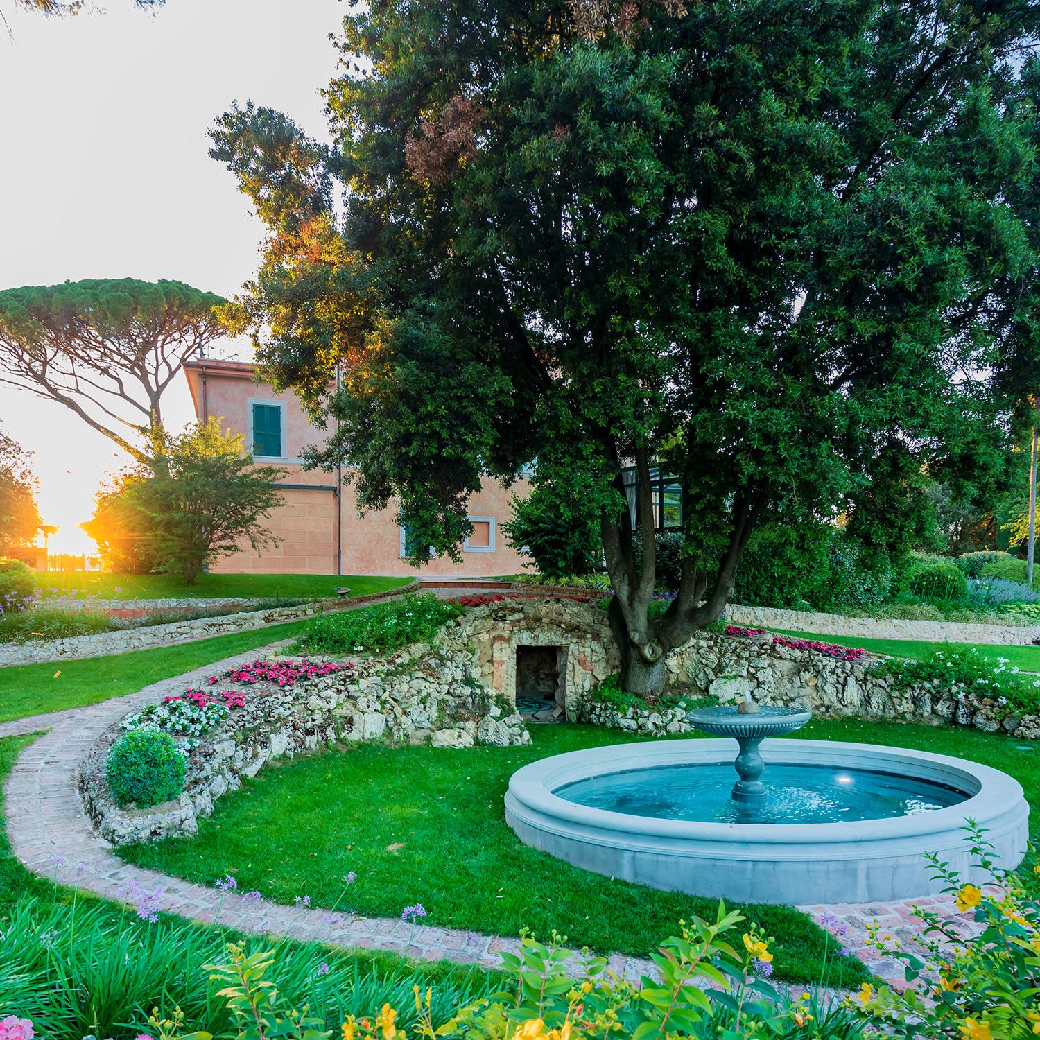 The gardens of the Villa between Tuscany & Umbria, Castiglion del Lago