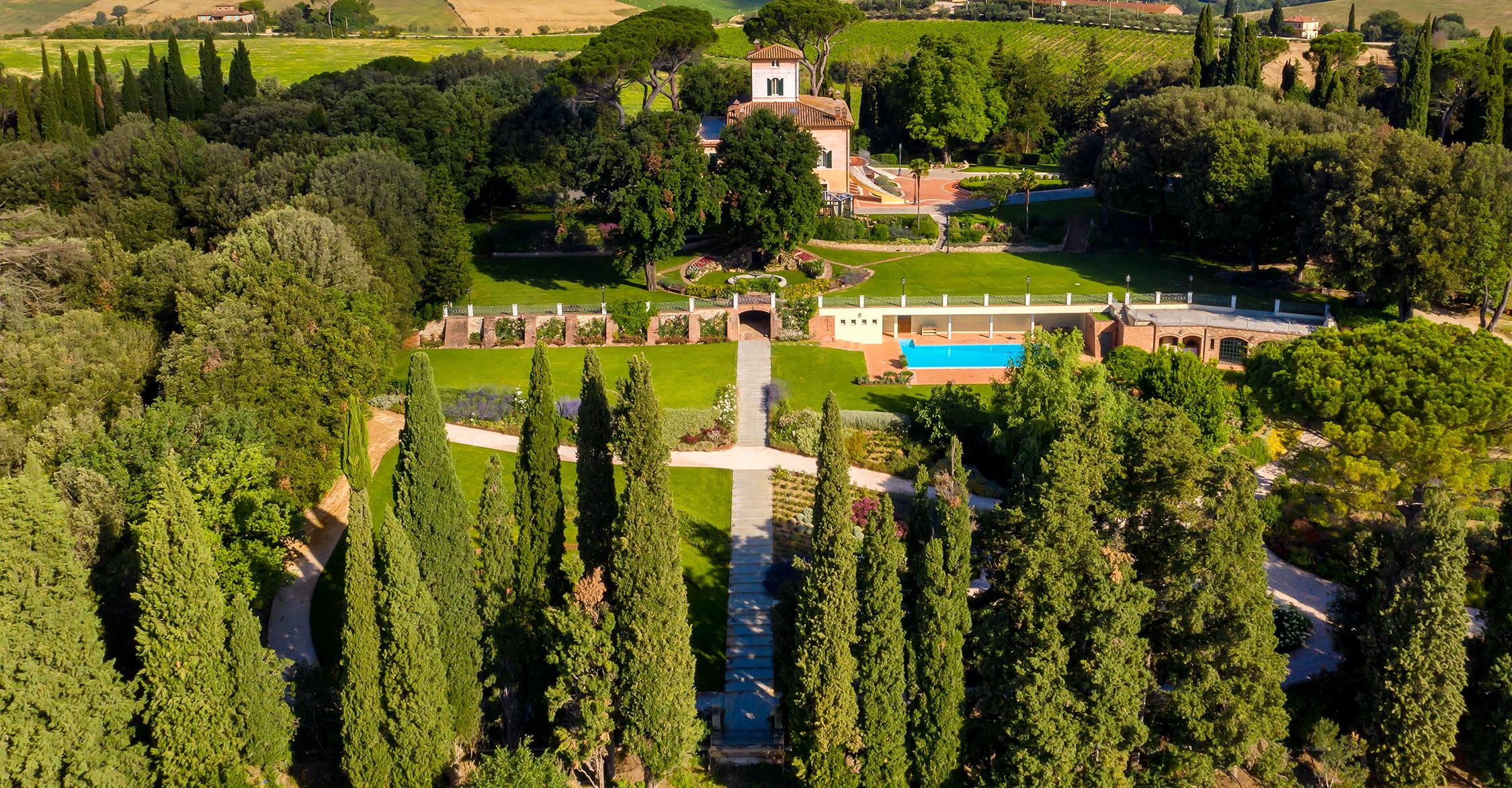 The gardens of the Villa between Tuscany & Umbria, Castiglion del Lago