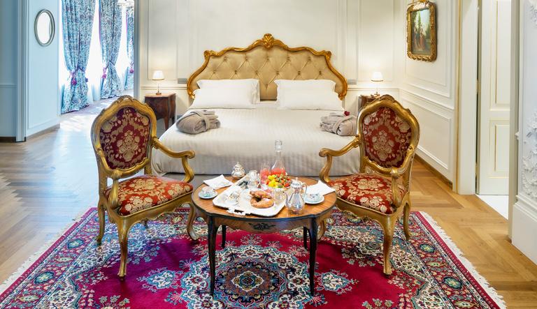Louise Colet Suite | Luxury Suite sul Lago Trasimeno, Umbria | Villa Valentini Bonaparte