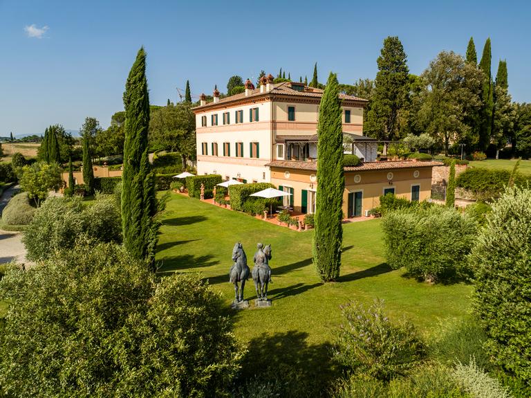 The gardens of the Villa between Tuscany & Umbria, Castiglion del Lago
