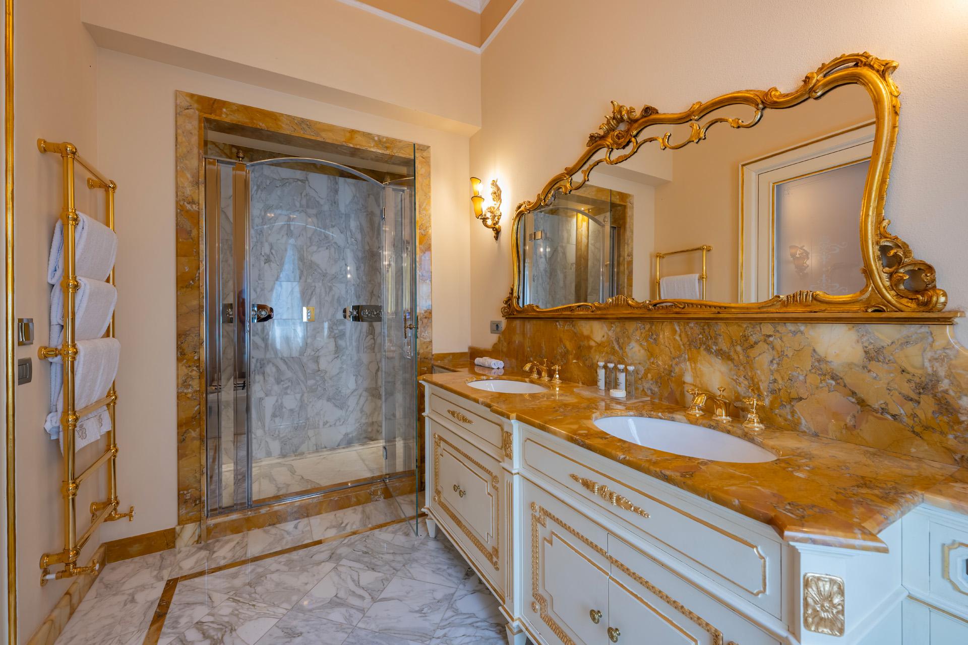 Margherita da Laviano, Junior Premium Suite | Luxury suites at Villa Valentini Bonaparte