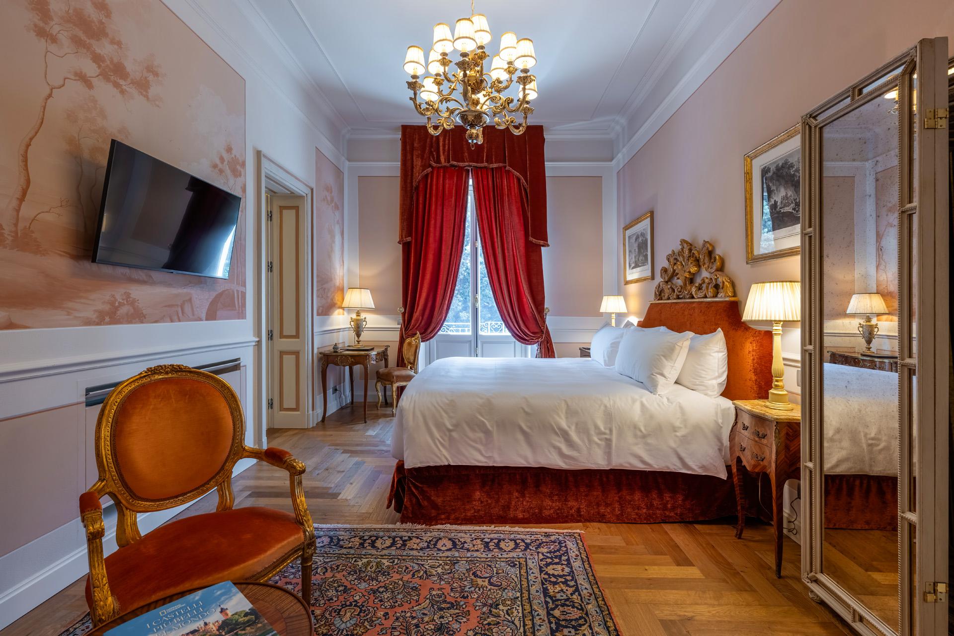 Louise Colet Suite | Luxury suite on the shore of Trasimeno Lake, Umbria| Villa Valentini Bonaparte