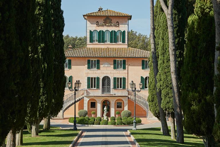 Bristot Bar La Limonaia, the cocktail bar at Villa Valentini Bonaparte